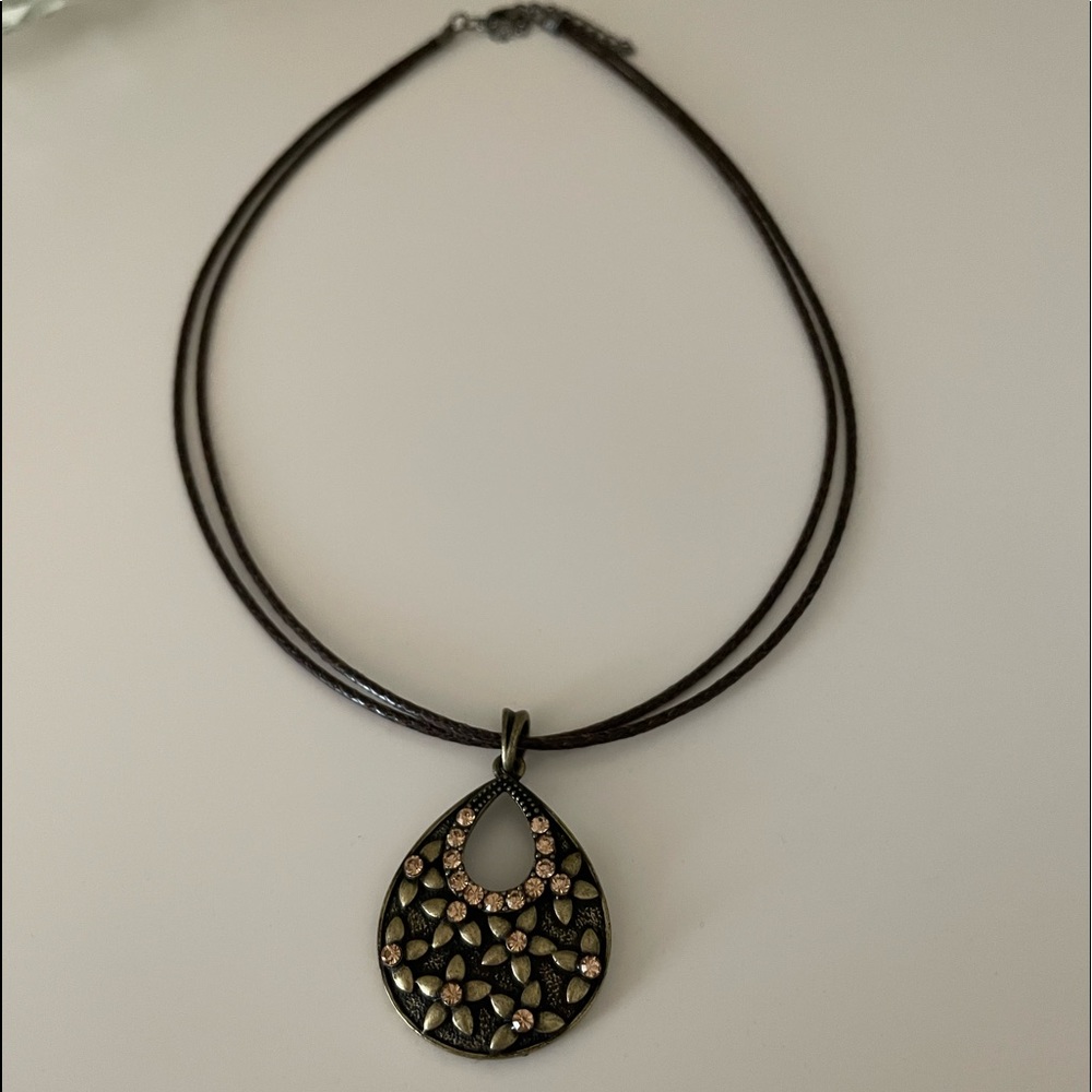 Beautiful dark brown necklace